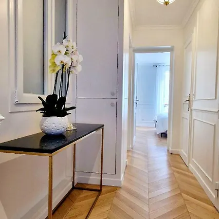 Bel Haussmannien Du Marais Alloggio in famiglia Parigi